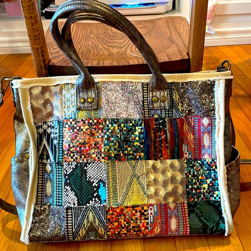 Patchwork shoulder strap bag